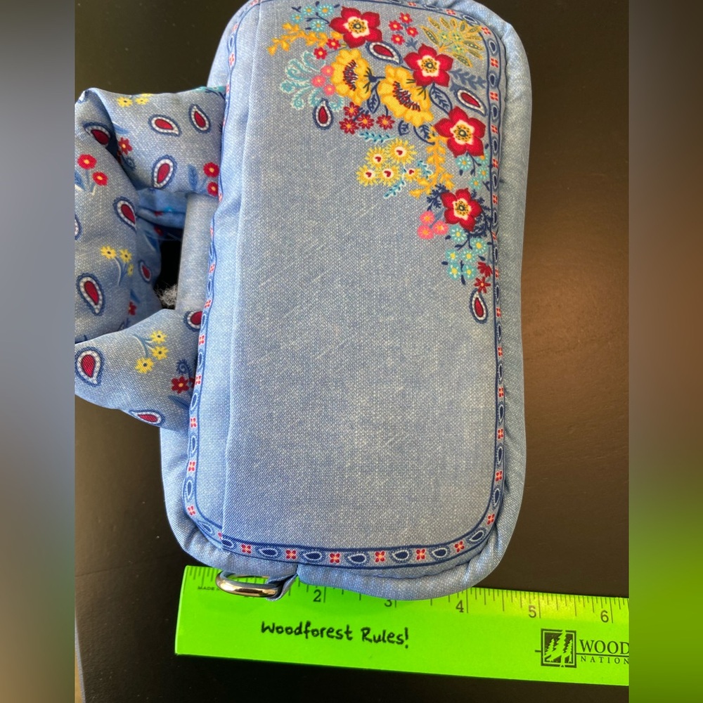 Brighton Love Bandana Cross Body Organizer Bag NWT - Picture 12 of 16